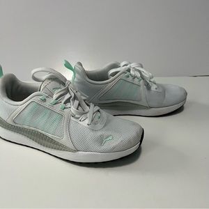 Adidas Women’s Walking Running Soft Foam Shoes White And Green 7.5